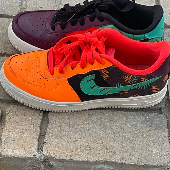 Air Force 1 LV8 GS “what the 90s” - Picture 3 of 3